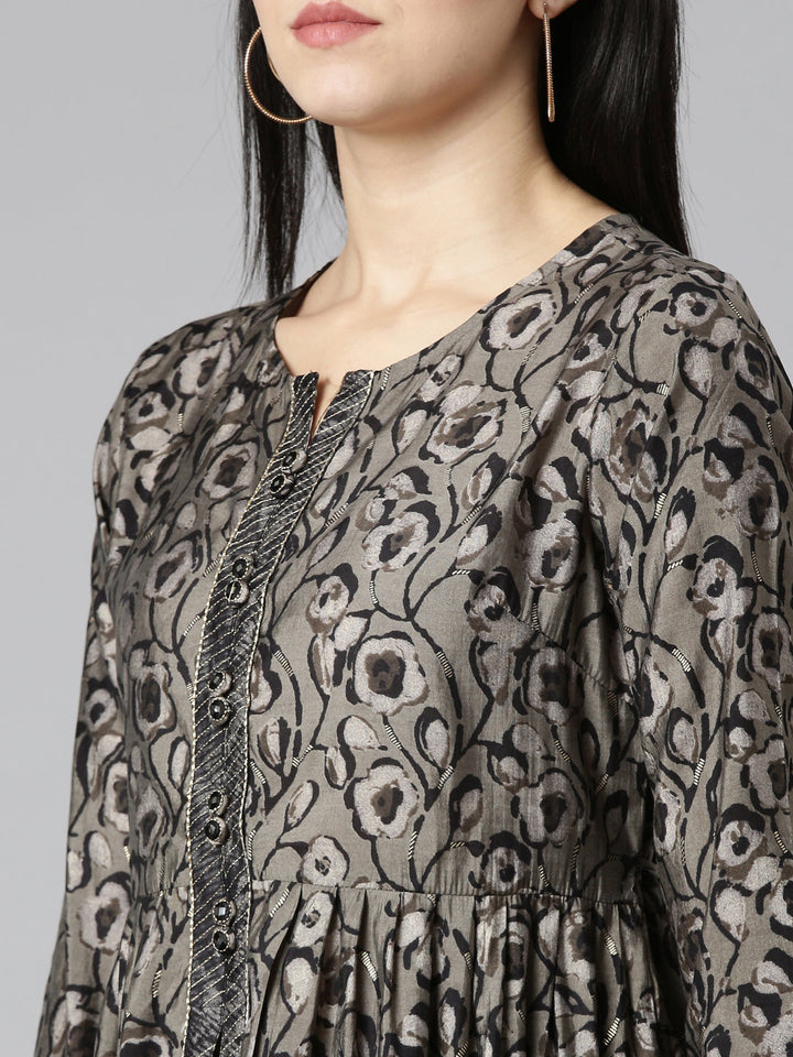 Neerus Grey printed straight kurta set with trouser and dupatta - detail view 1