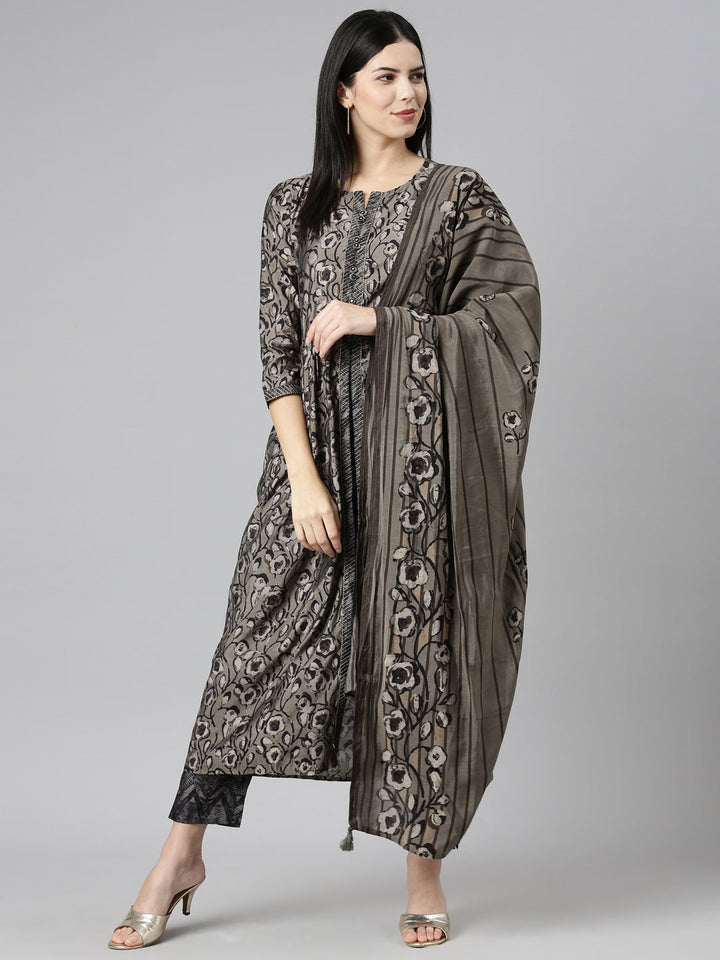 Neerus Grey printed straight kurta set with trouser and dupatta - detail view 2