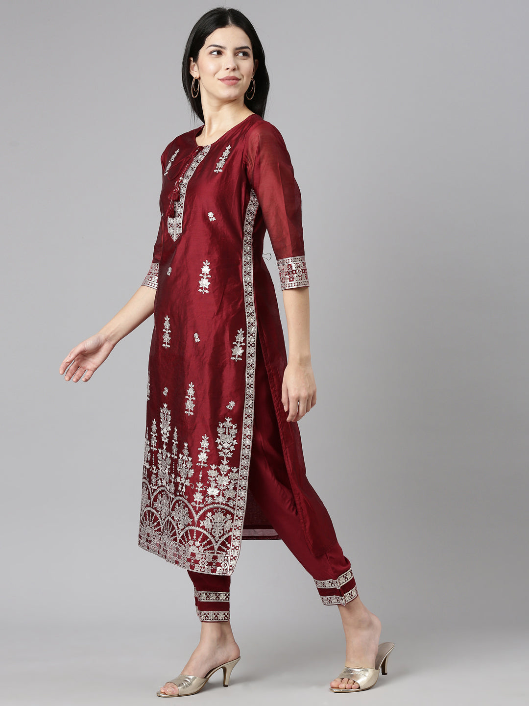 Neerus Maroon embroidered straight kurta set - back view