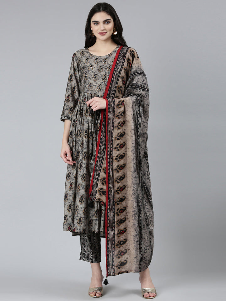 Neerus Grey printed paisley kurta set with trouser and dupatta - front view