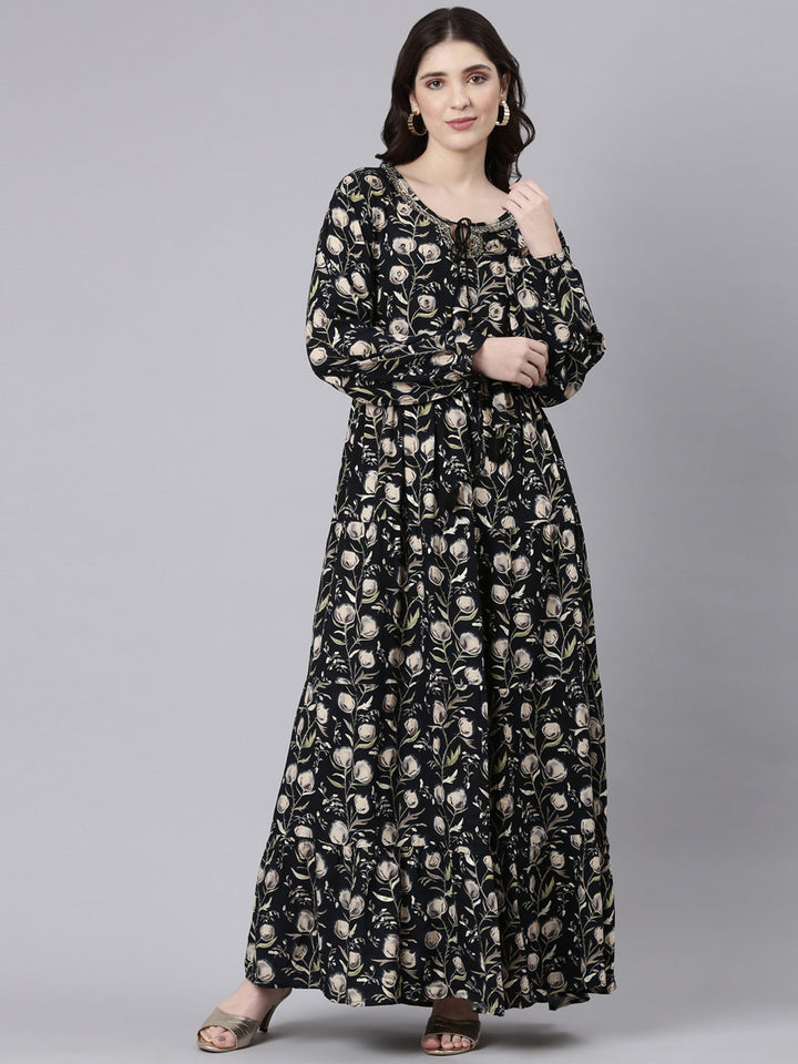 Neerus Black printed flared fit and flare dress - detail view 2