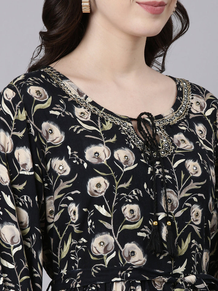 Neerus Black printed flared fit and flare dress - detail view 1