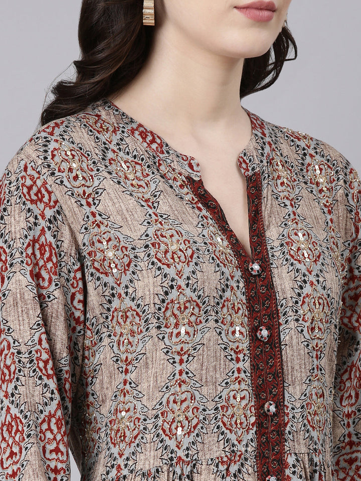 Neerus Beige printed straight maxi dress - detail view 1