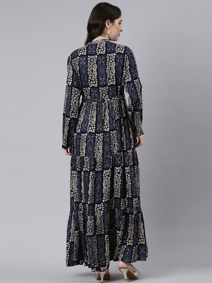 Neerus Blue printed maxi dress straight silhouette - side view