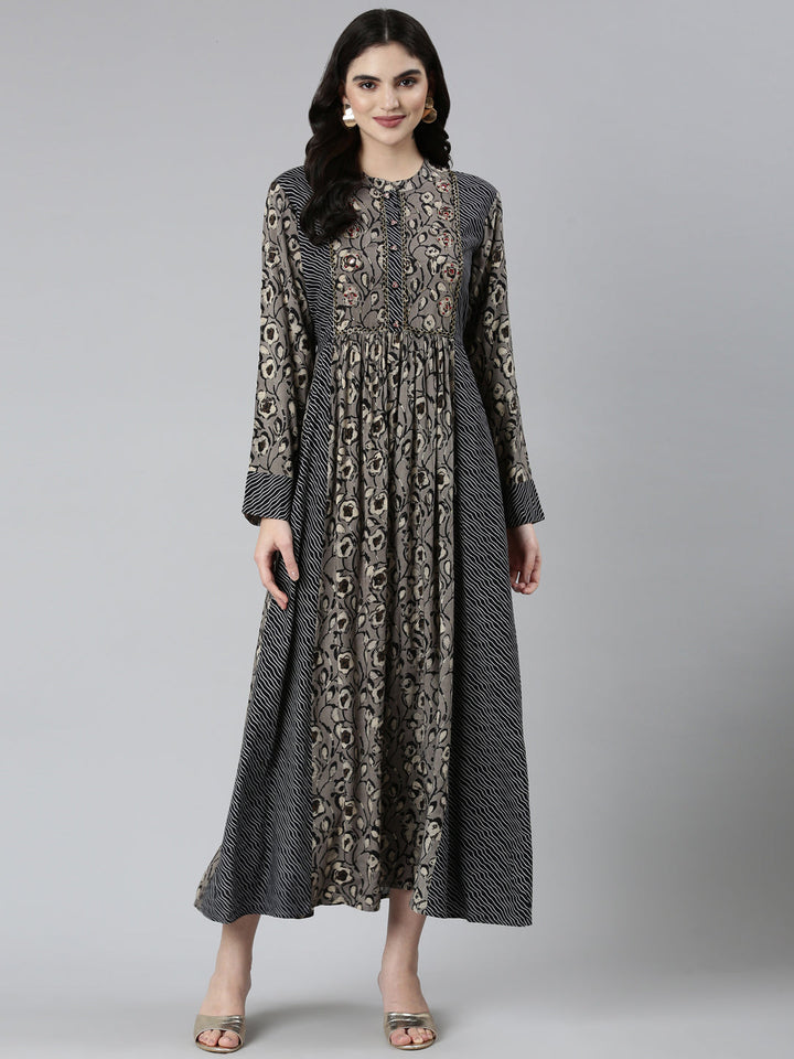 Neerus Grey printed floral straight dress - front view