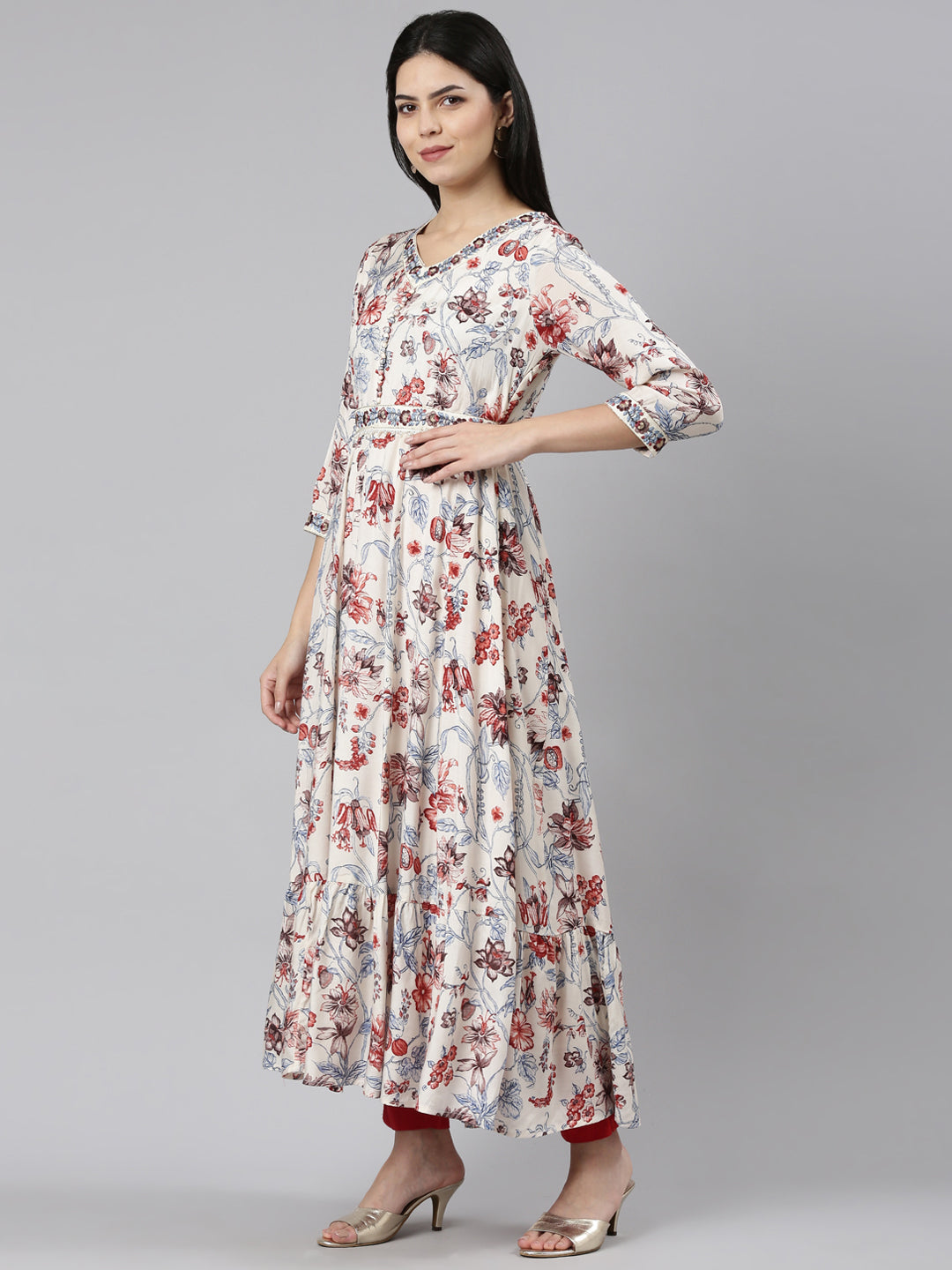 Neerus White Shantoon printed maxi dress - back view