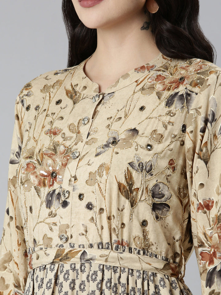 Neerus Beige floral printed straight dress - detail view 1