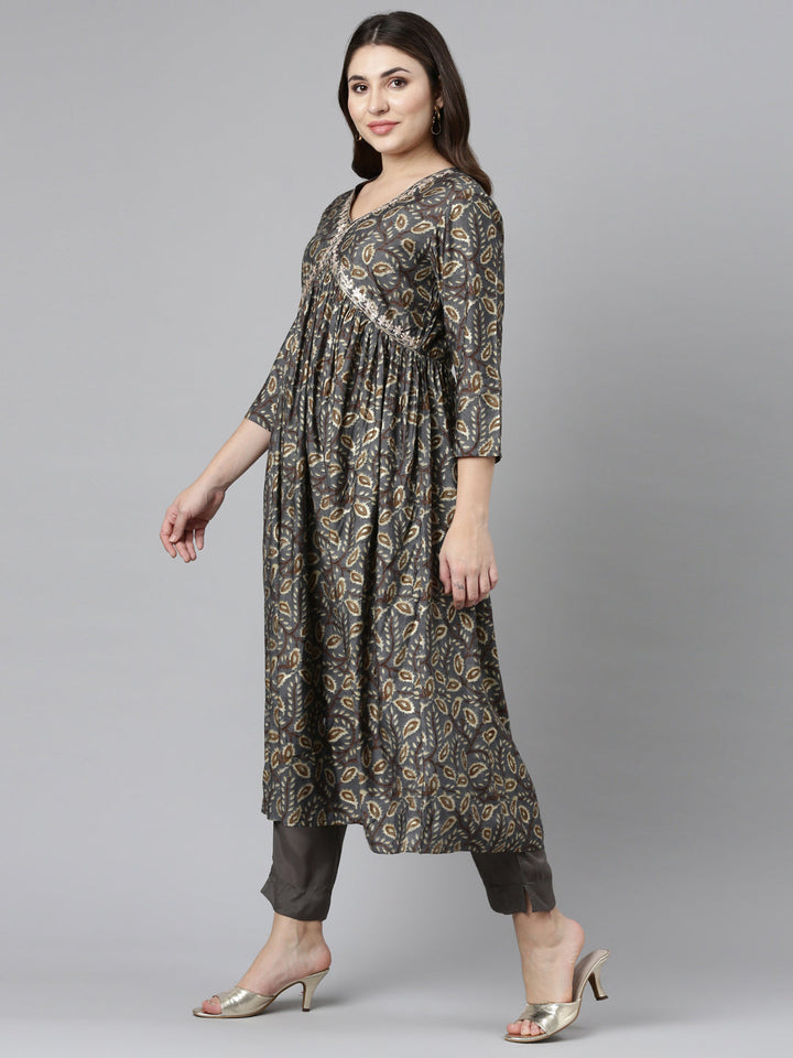 Neerus Grey printed straight kurta set with trouser and dupatta - back view