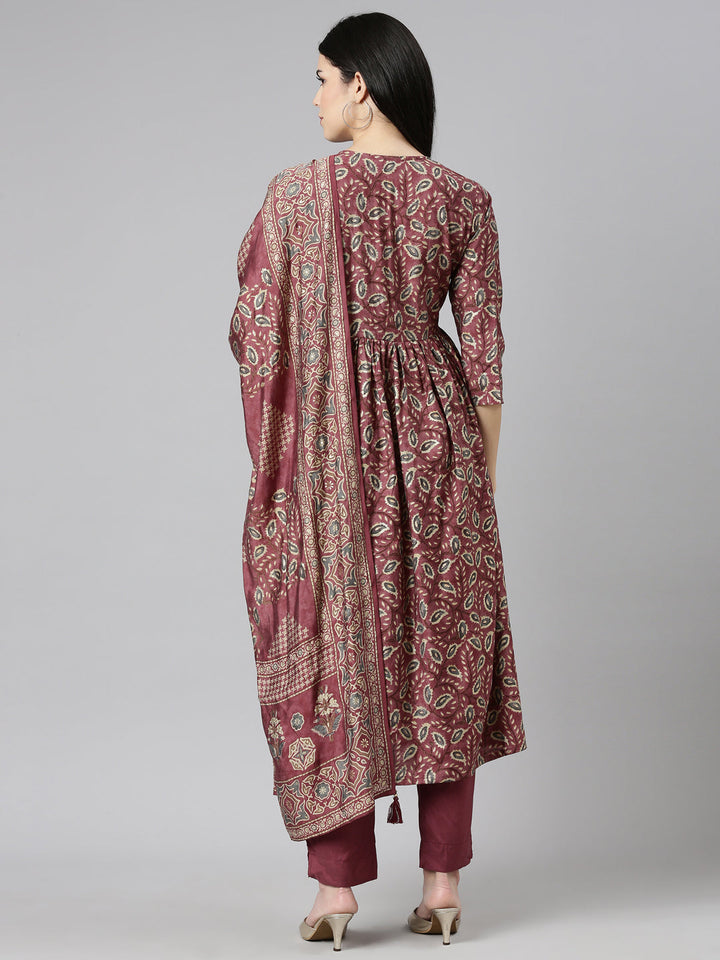 Neerus Pink printed straight kurta set with dupatta - side view