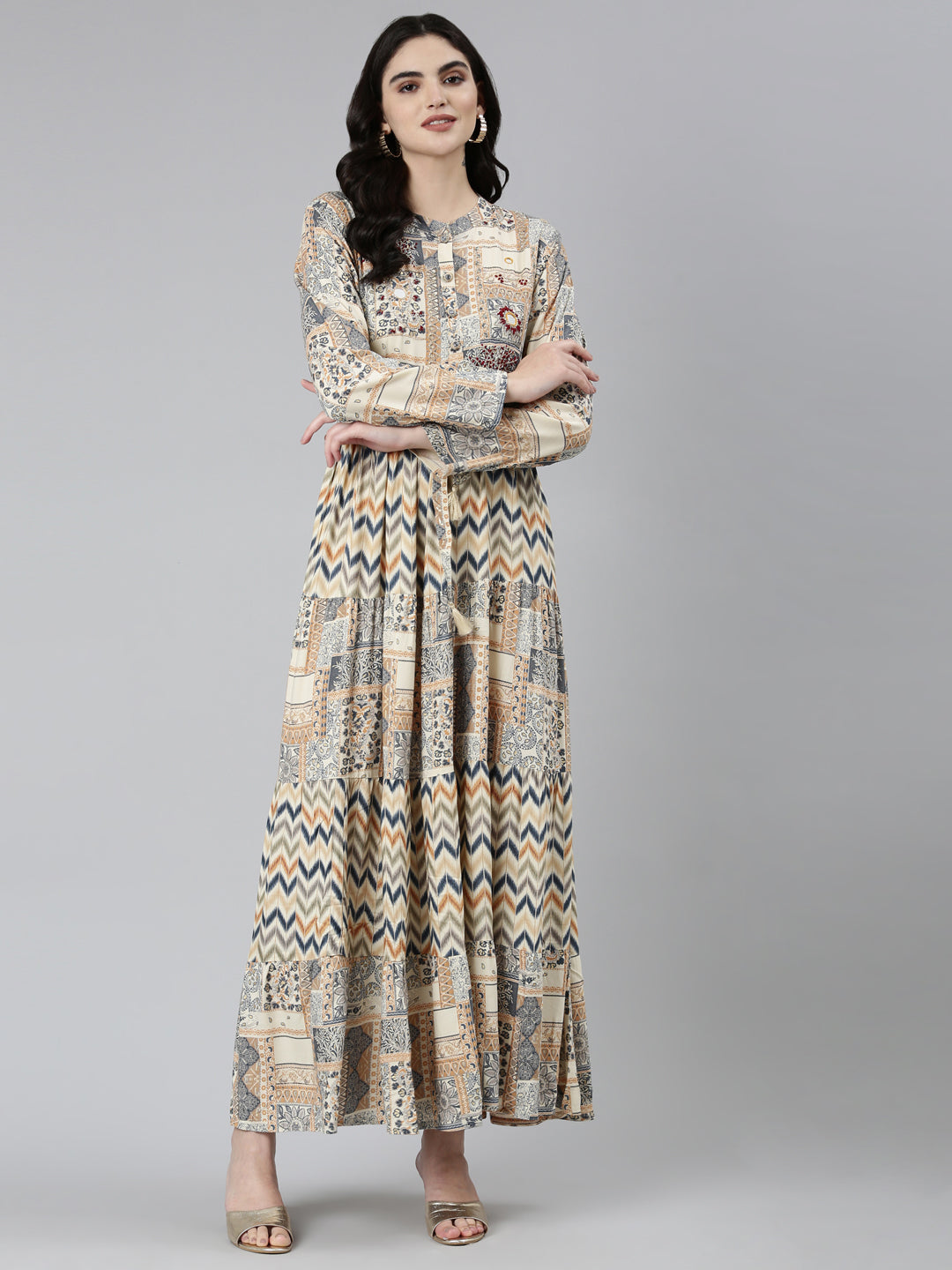 Neerus Beige chevron printed straight dress - detail view 2