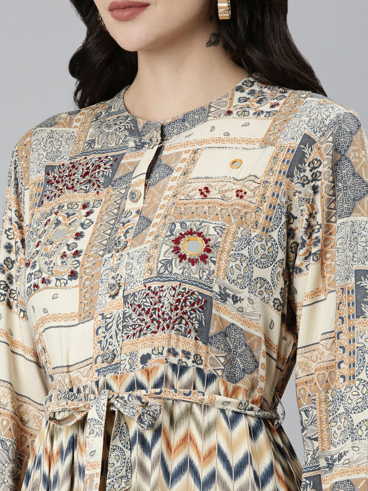 Neerus Beige chevron printed straight dress - detail view 1