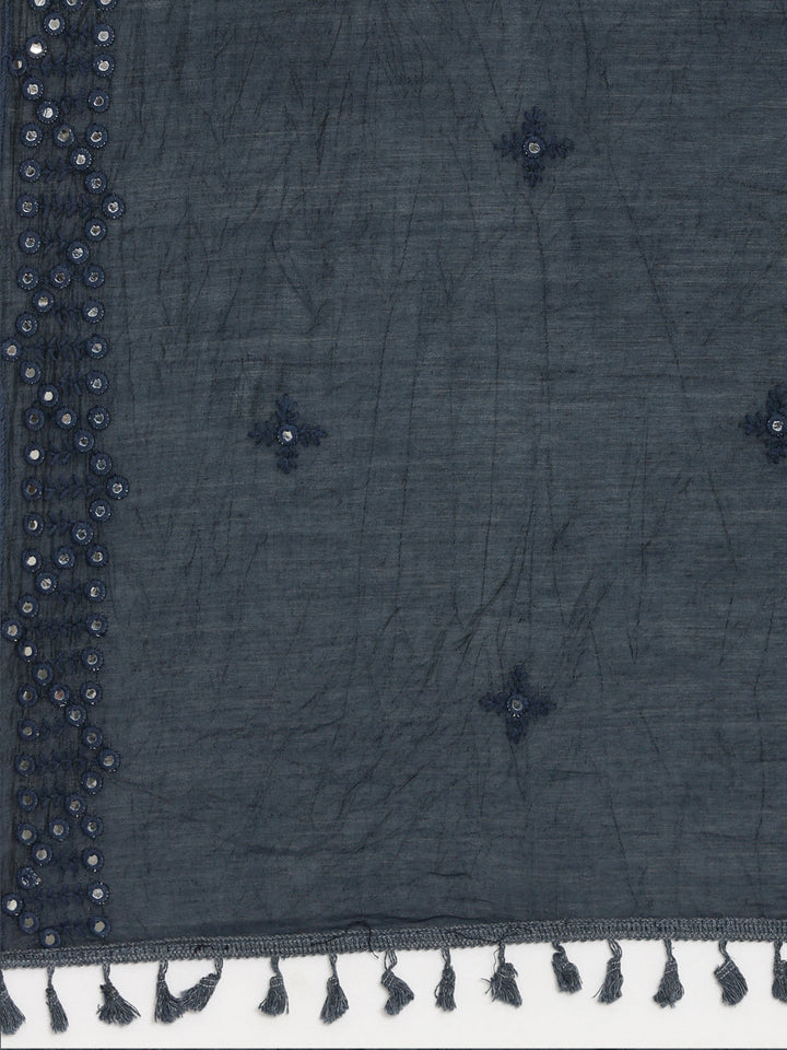 Neerus Green printed straight kurta set - detail view 4