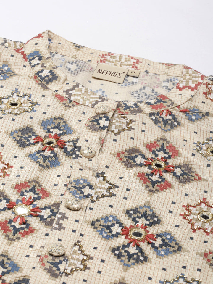 Neerus Beige printed maxi dress straight silhouette - detail view 1