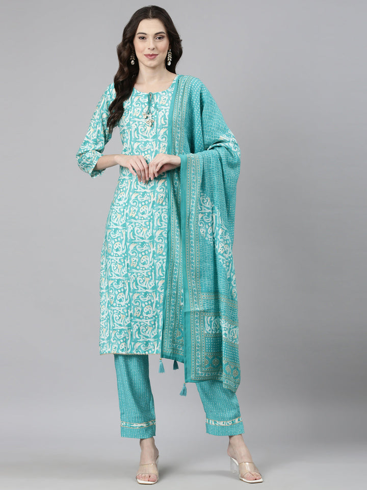 Neerus Green modal printed suit set - detail view 3