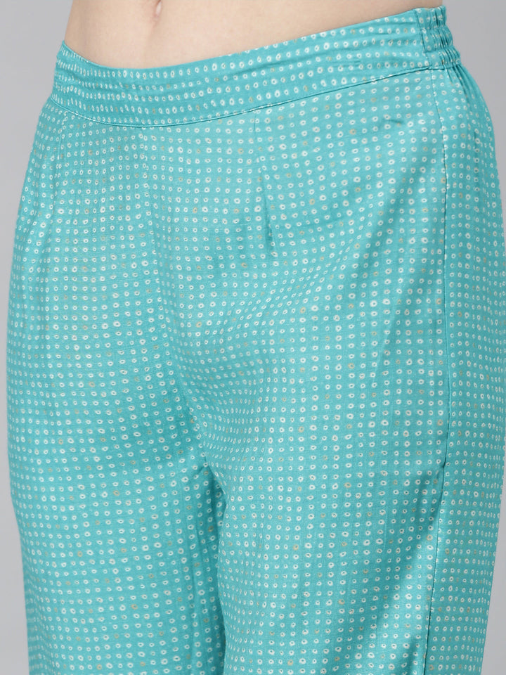 Neerus Green modal printed suit set - detail view 4