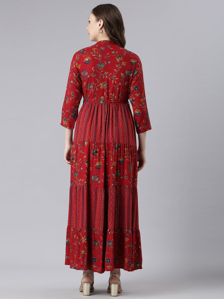 Neerus Red viscose rayon printed maxi dress - detail view 1