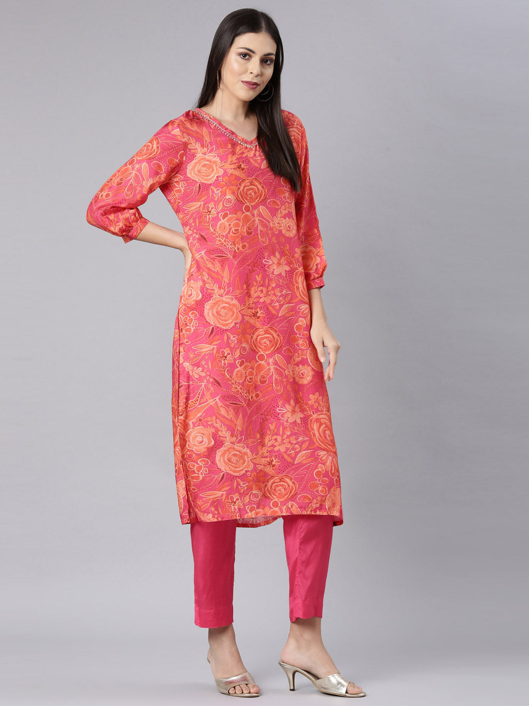 Neerus Red muslin printed kurta set - detail view 3