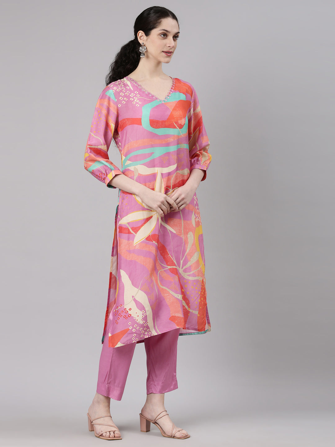 Neerus Pink muslin printed kurta set with trouser - side view