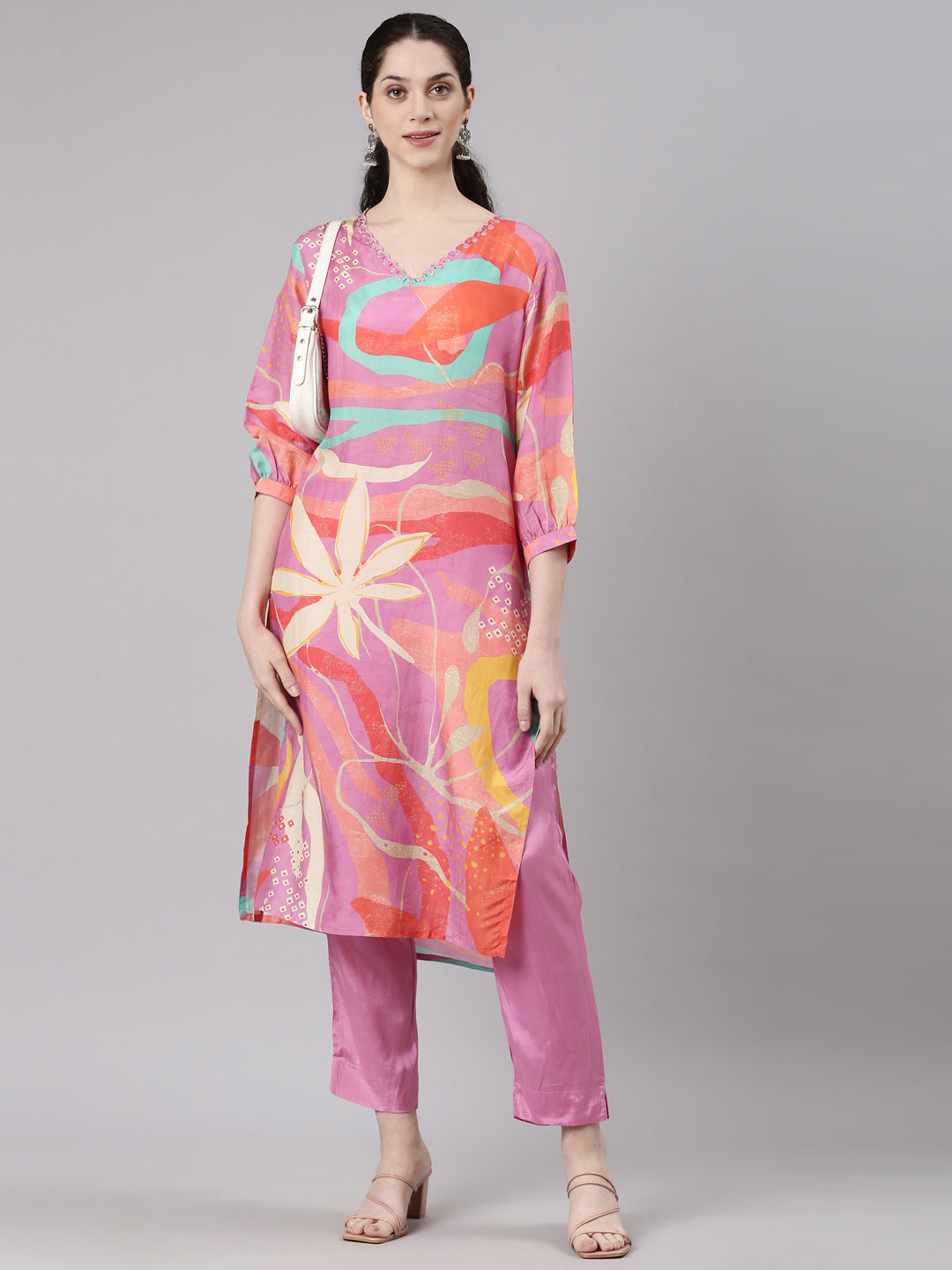 Neerus Pink muslin printed kurta set with trouser - detail view 3