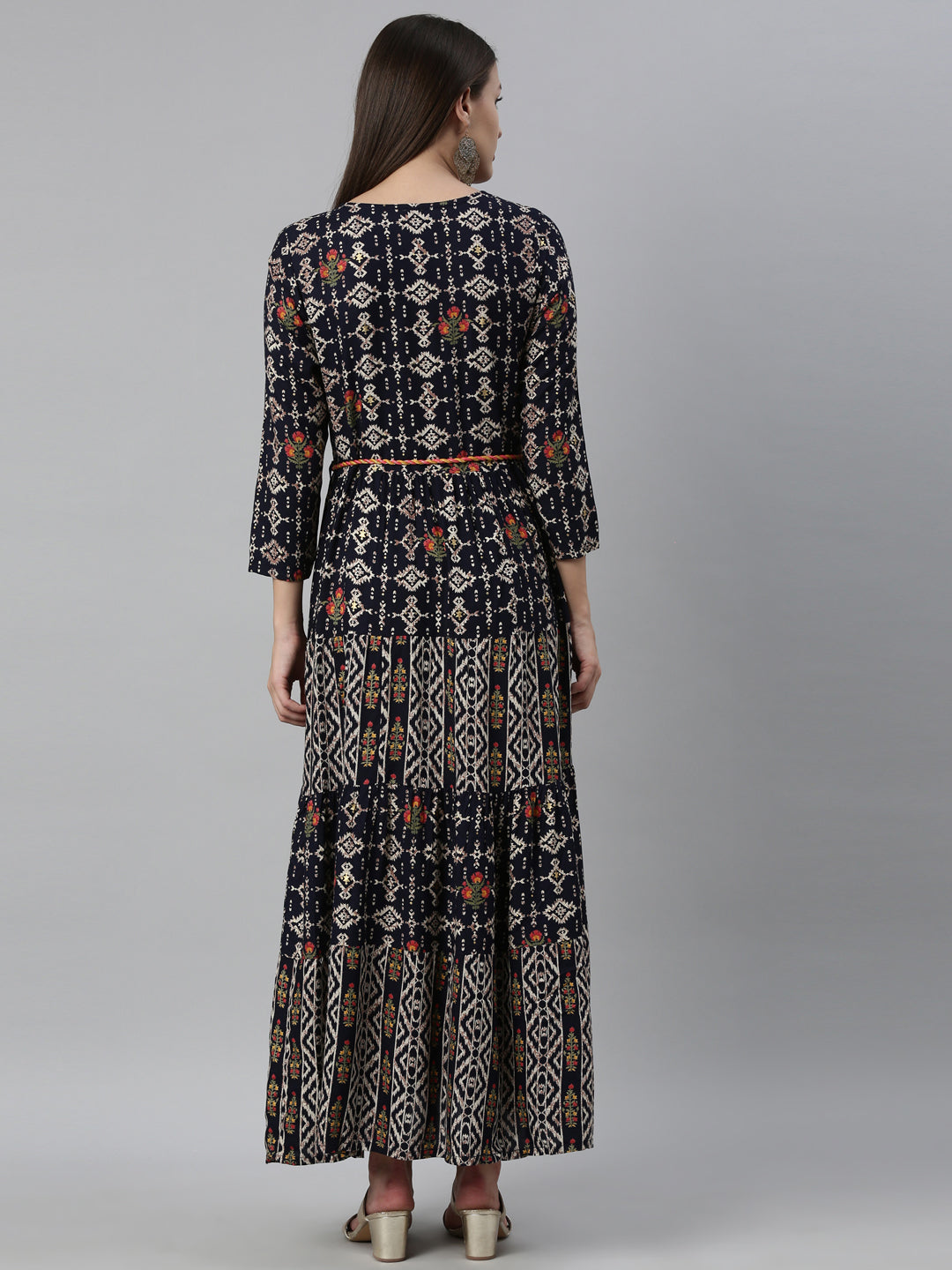 Neerus Blue rayon straight kurta - detail view 2