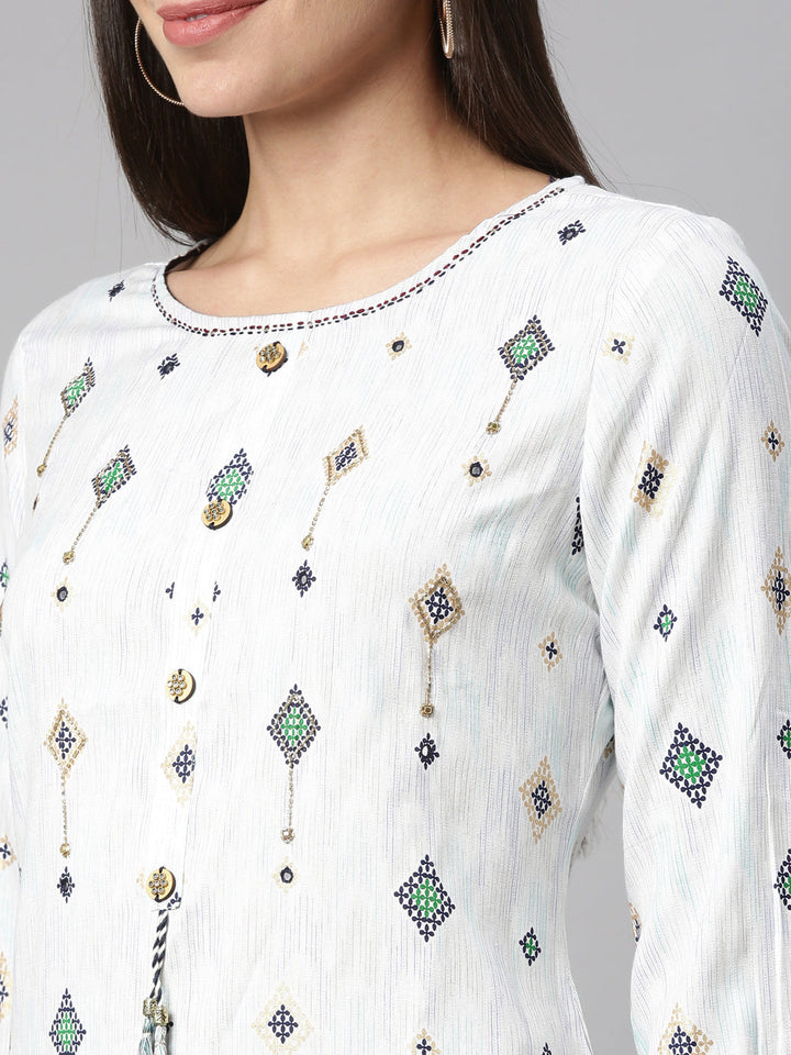 Neerus Blue Viscose Rayon Printed Kurti Geometric Straight - detail view 5