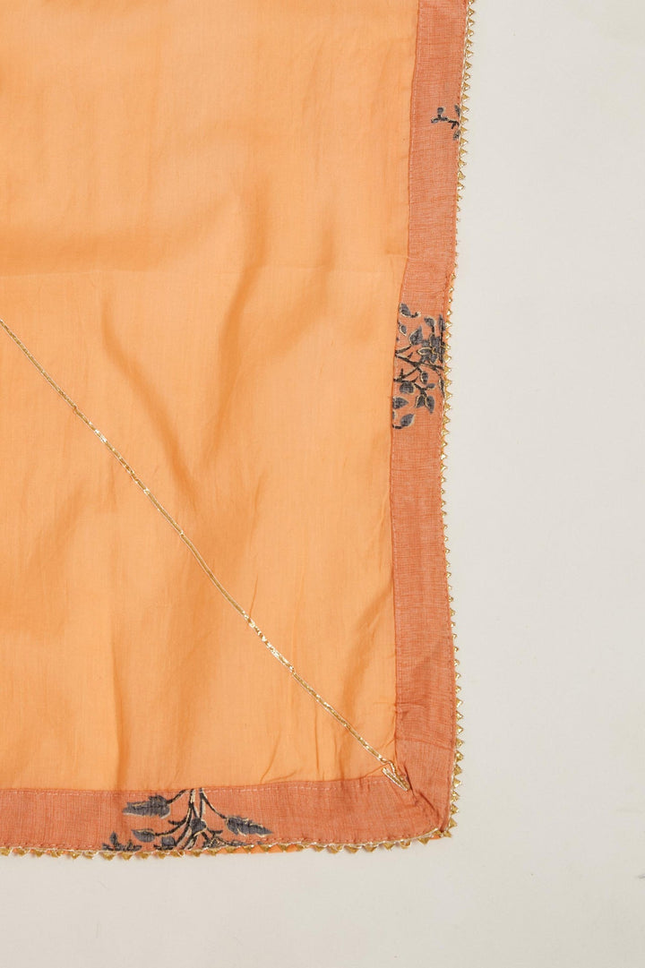 Neerus Pink viscose rayon straight kurta set salwar kameez - detail view 4