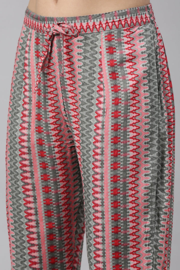 Neerus Pink rayon straight kurta set - detail view 4