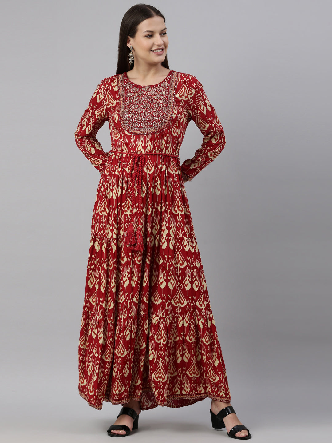Neerus Maroon rayon solid kurti - detail view 6