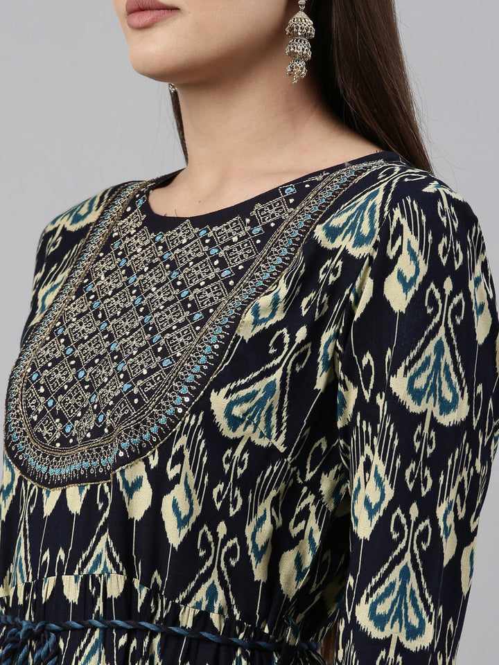 Neerus Blue rayon solid kurta - detail view 5