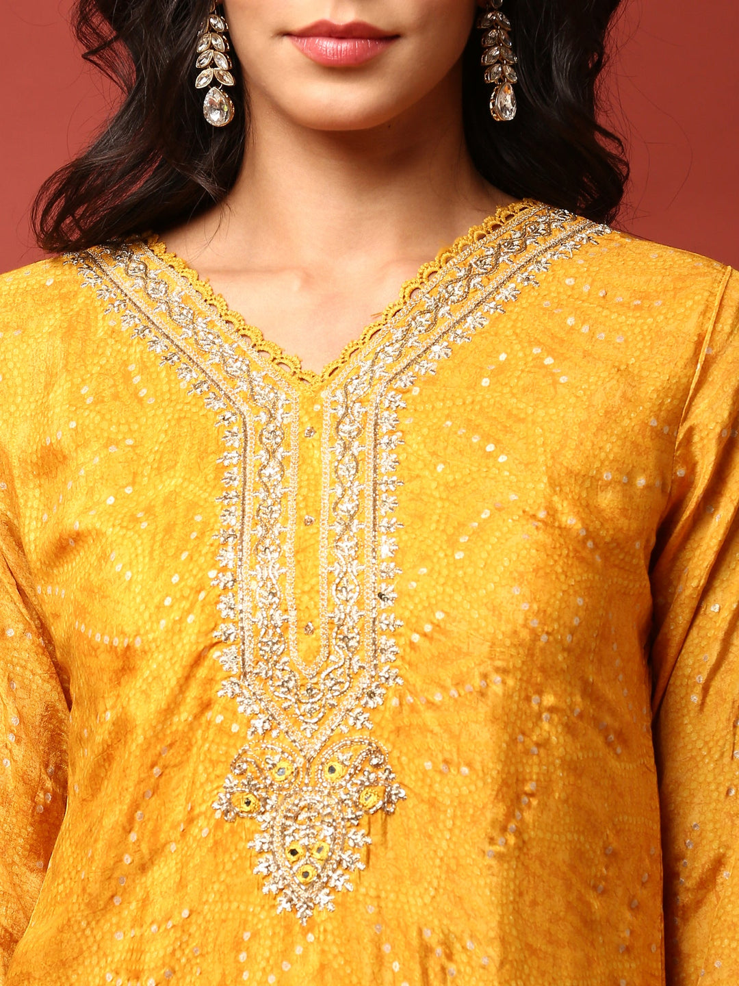 Neerus Yellow Muslin Hand Embroidered Suit Set - detail view 2