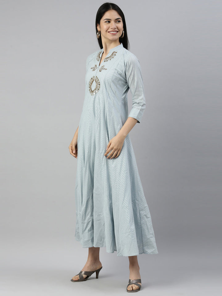 Neerus Grey woven straight kurti - side view