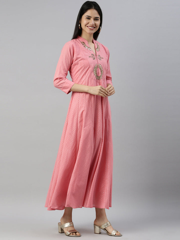 Neerus Pink polyester woven kurti - detail view 1