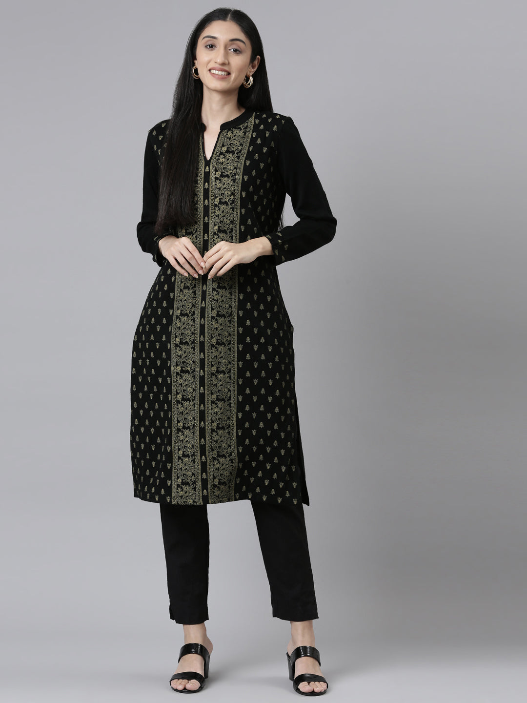 Neerus Multi acrylic printed straight kurta band collar - detail view 2
