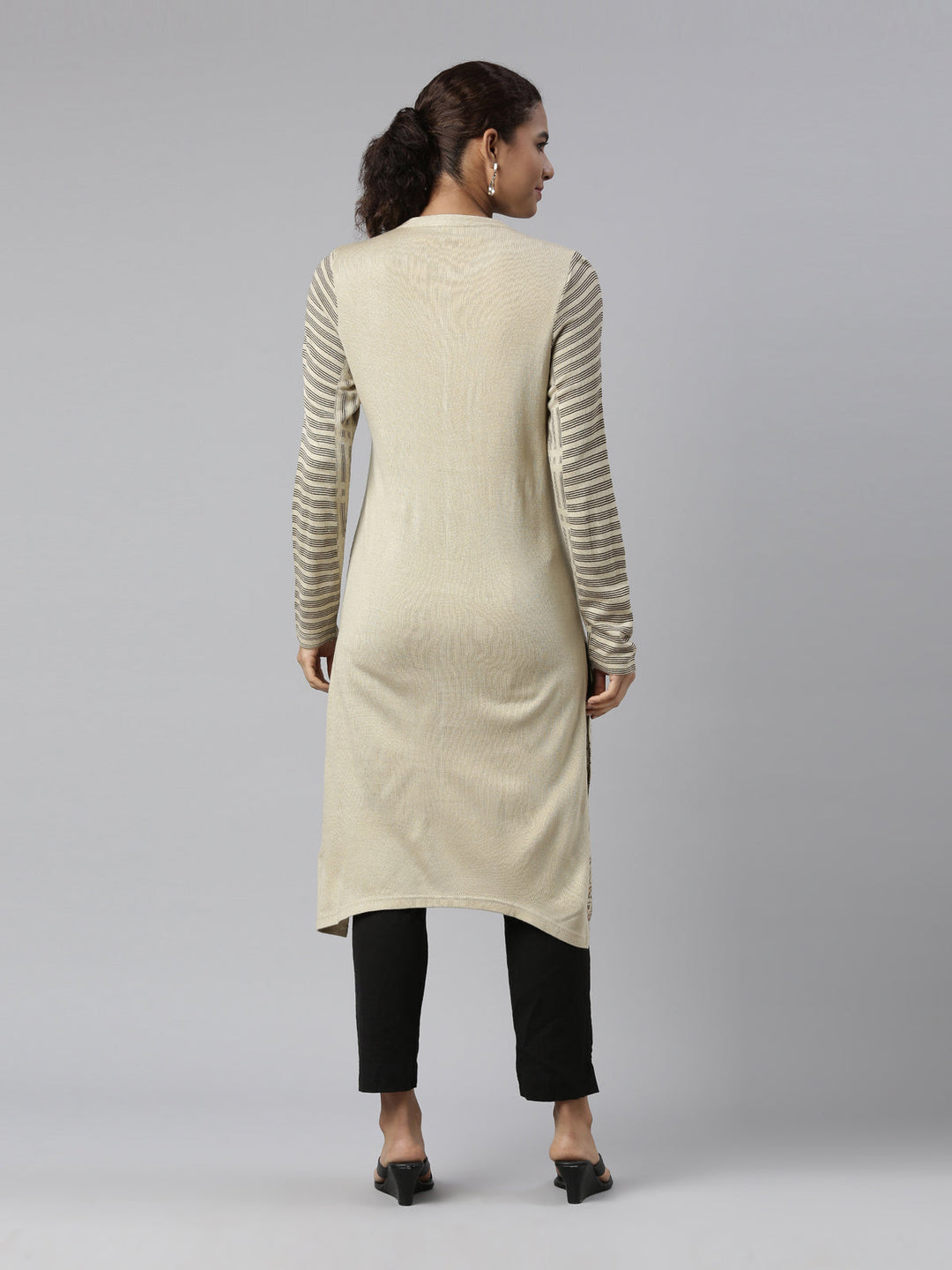 Neerus Acrylic printed ethnic kurti winter wear - side view