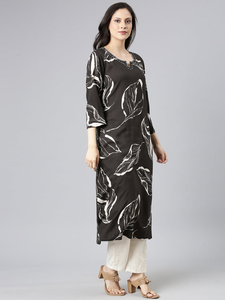Neerus Black Casual Floral Straight Kurtas