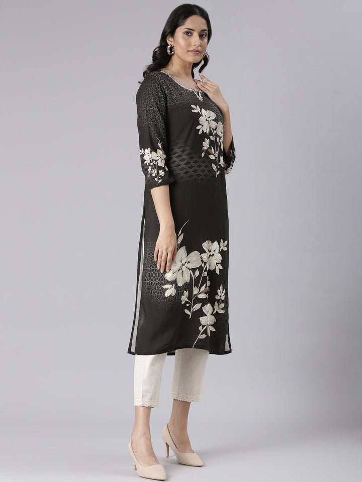 Neerus Black Casual Floral Straight Kurtas