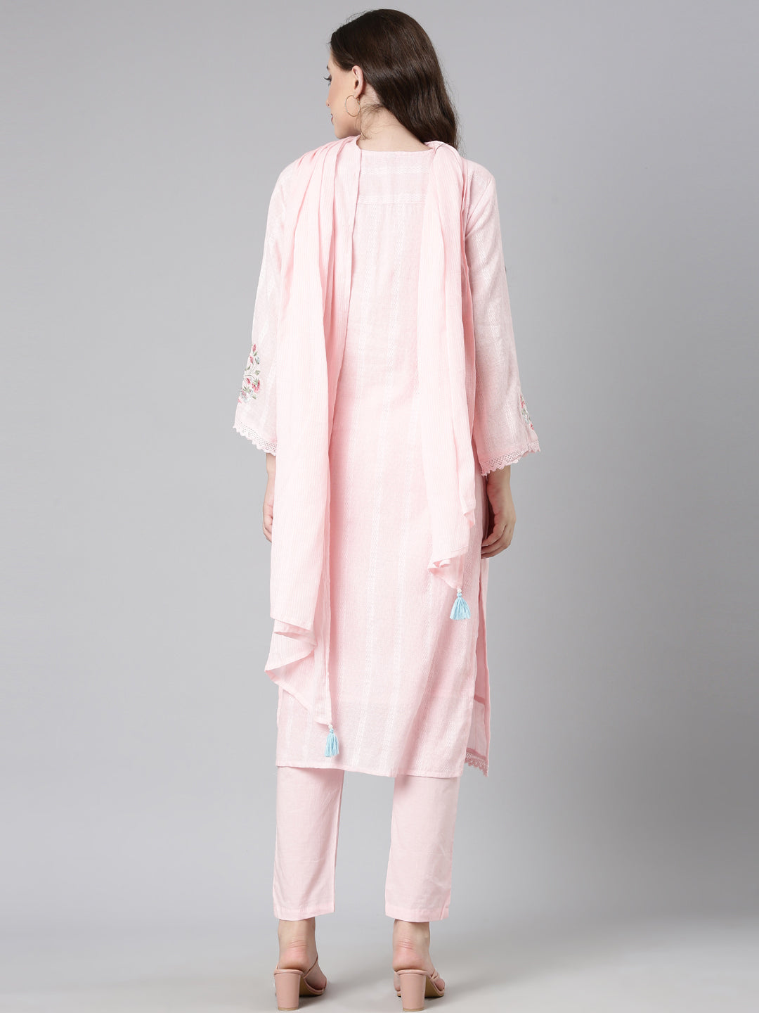 Neerus Pink cotton solid straight suit set - side view