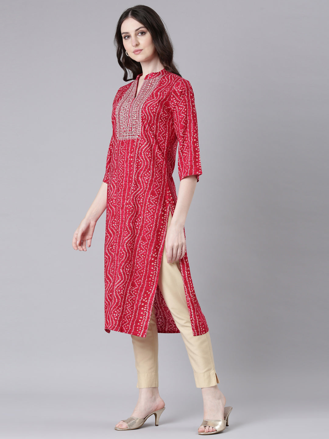 Neerus Pink rayon bandhani printed kurta - back view