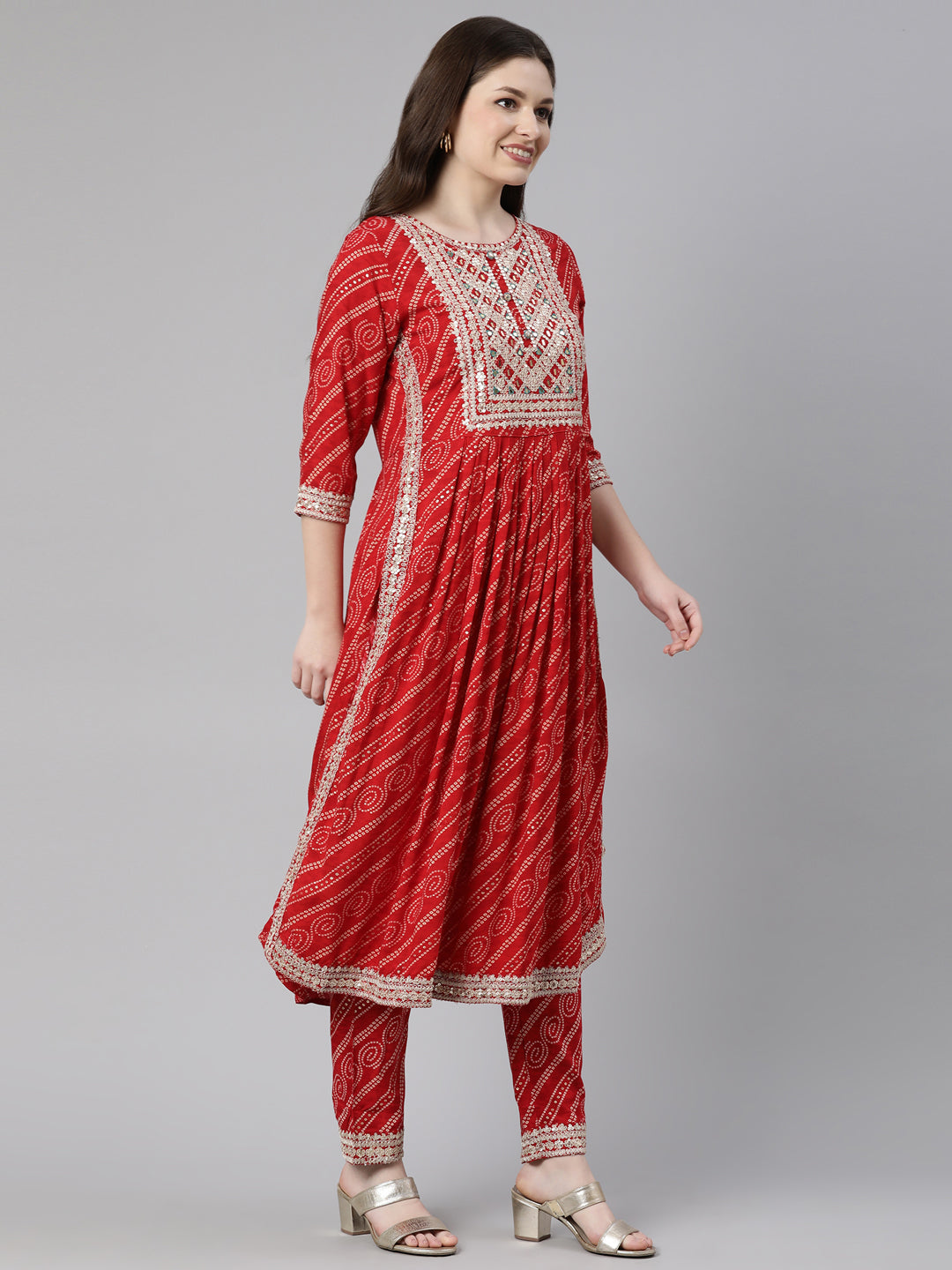 Neerus Red printed kurta set with trouser and dupatta - back view