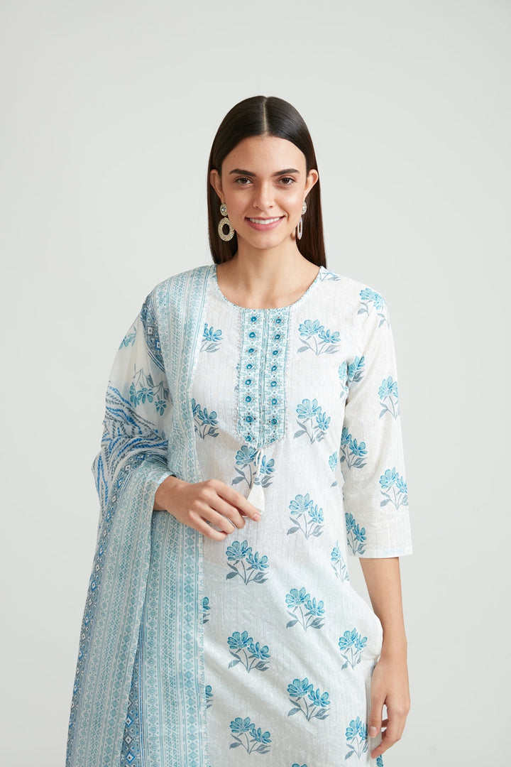 Neerus White floral printed kurta suit set with trousers and dupatta - detail view 1