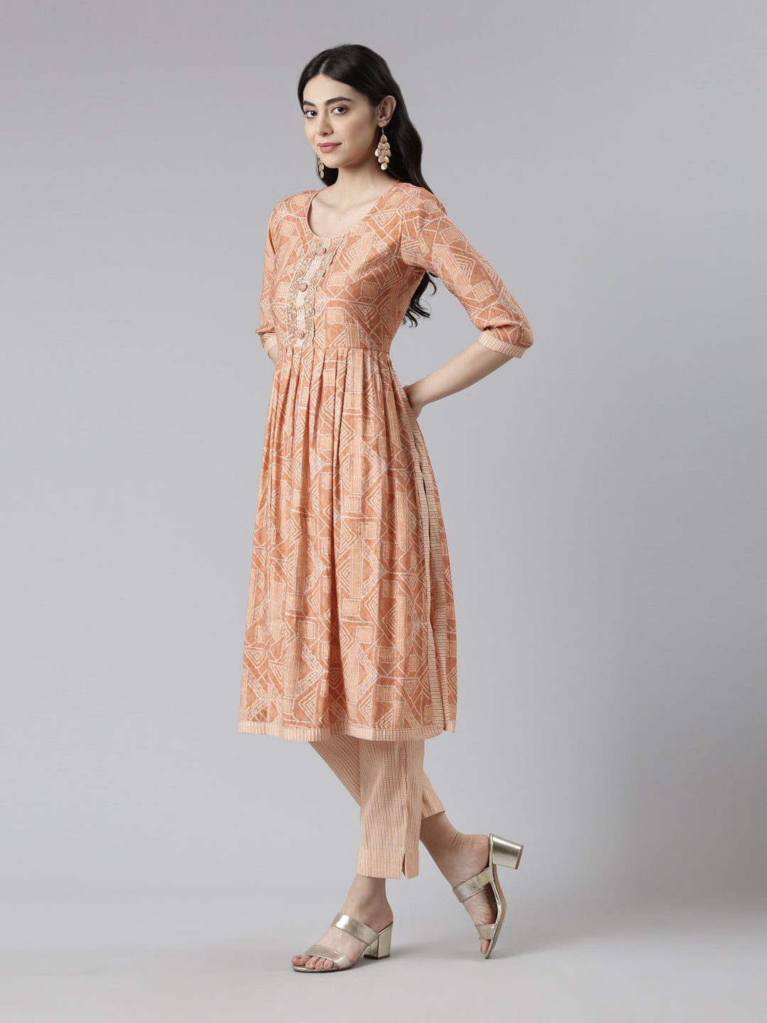 Neerus Multi printed pleated suit set with trousers and dupatta - back view