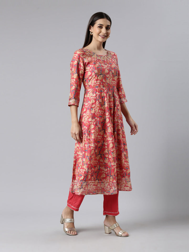Neerus Red jute cotton printed anarkali kurta set - back view