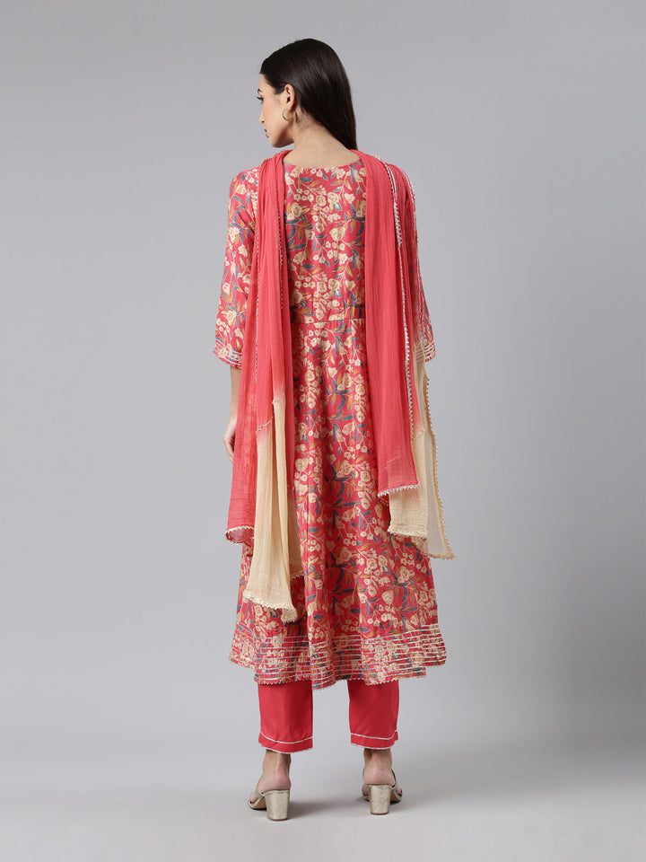 Neerus Red jute cotton printed anarkali kurta set - side view