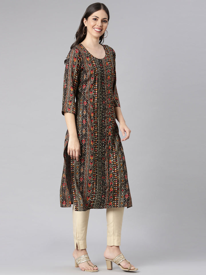 Neerus Green Casual Tribal Straight Kurtas