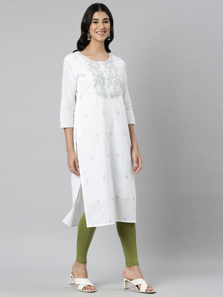 Neerus Green Casual Solid Straight Kurtas