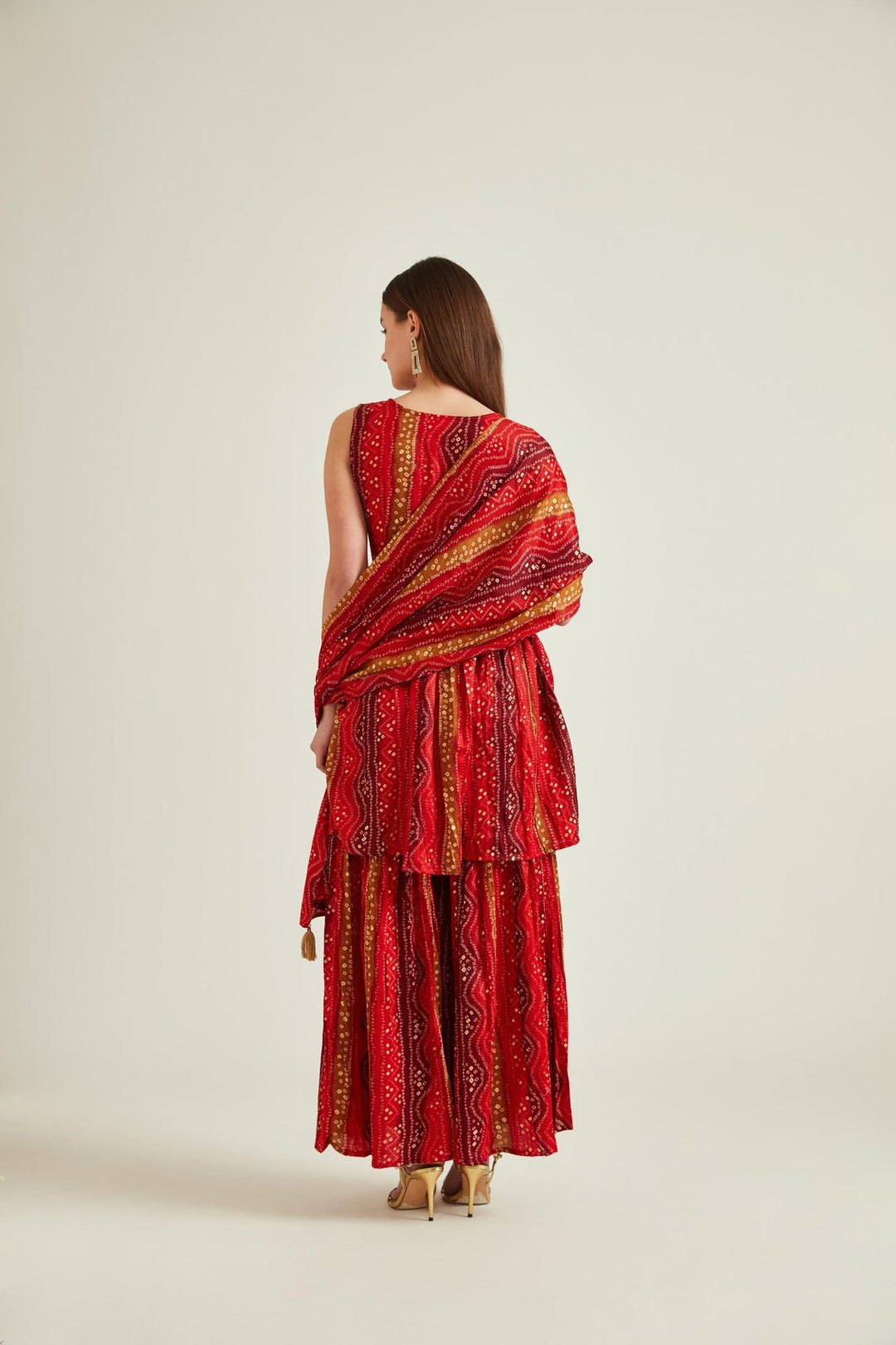 Neerus Red cotton mirror work bandhani kurta set - detail view 1