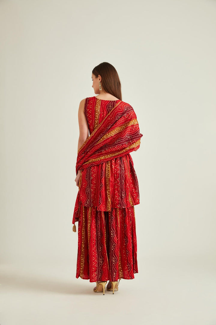 Neerus Red cotton mirror work bandhani kurta set - detail view 1