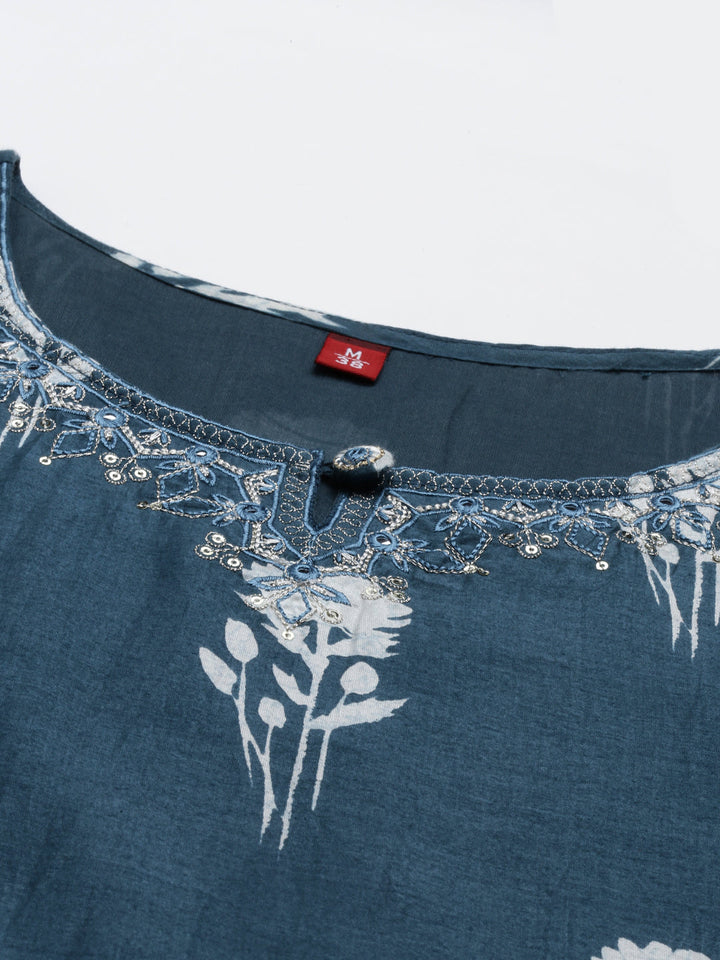 Neerus Blue Muslin Printed Suit Set - back view