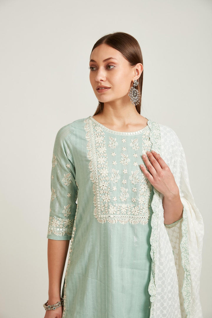 Neerus Green cotton printed suit set - detail view 3