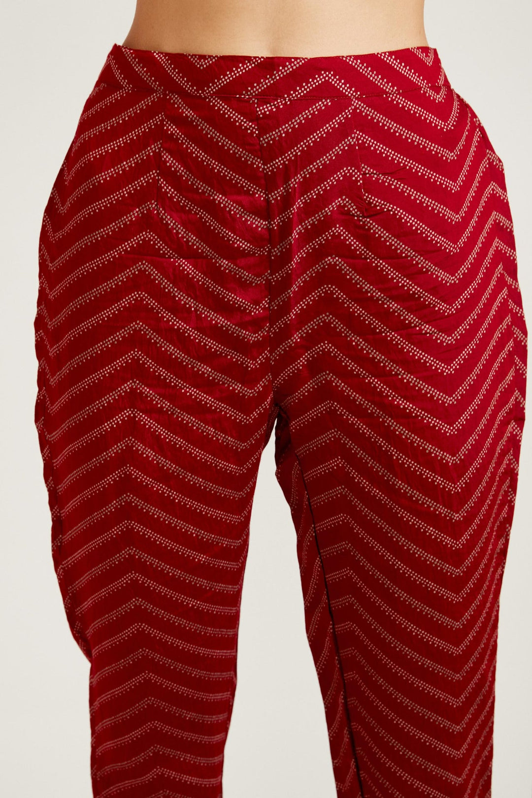 Neerus Maroon modal printed suit set - detail view 1